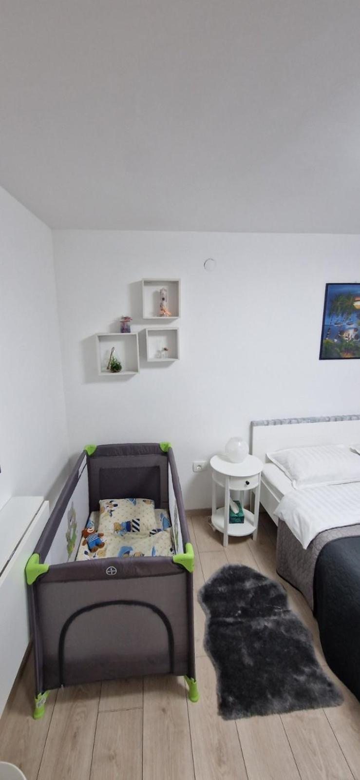 Apartament Lalica